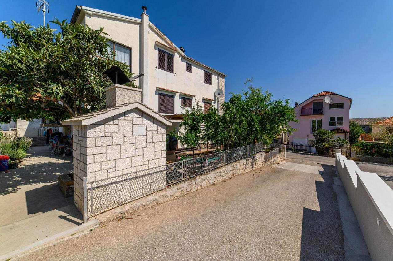 Apartman Maslina Sibenik Ngoại thất bức ảnh