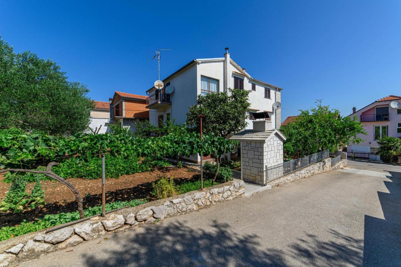 Apartman Maslina Sibenik Ngoại thất bức ảnh